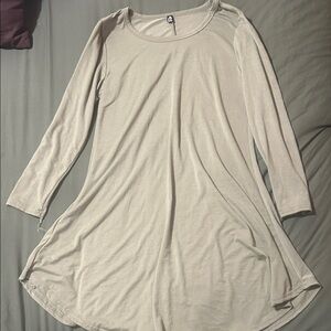 Green Long Sleeve Top